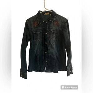 Wrangler snap button down denim top with long sleeve- orange flower accents